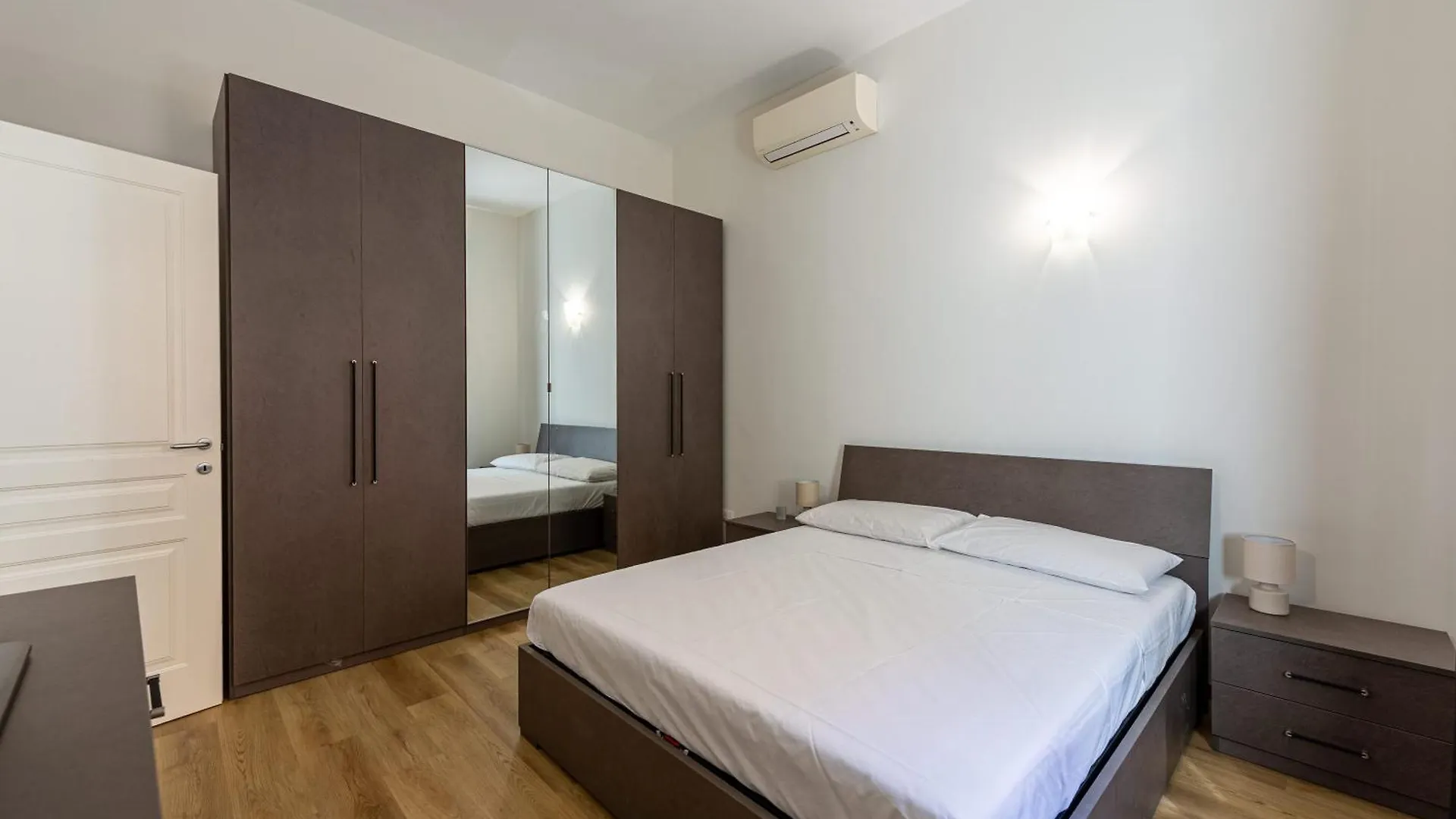Casa Voghera Rome 0*,